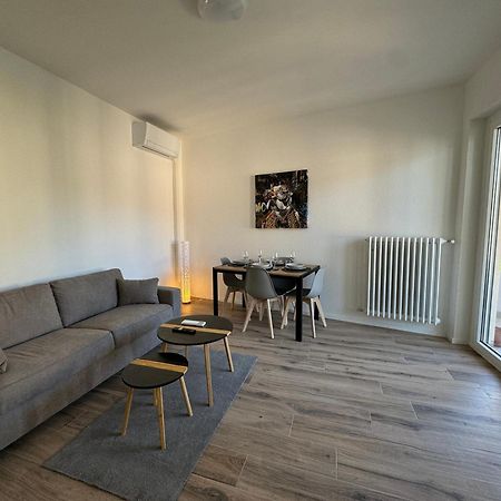 Deluxe Central Apartment - Free Parking Лугано Екстер'єр фото